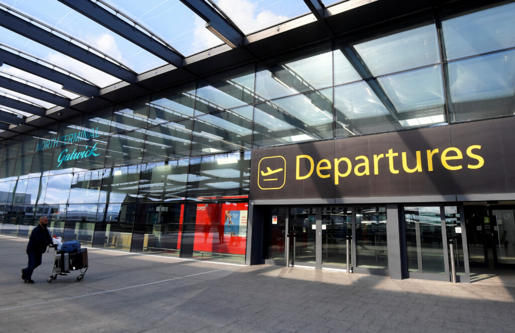 London Gatwick Airport taxi services